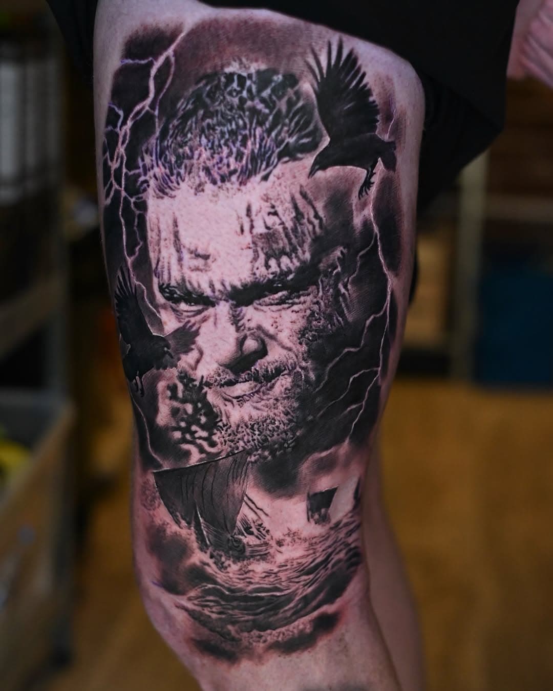 Massive viking thigh and knee piece I did today! 

Done using @biotat_ @jconly_official @inkjecta 

#tattoo #uktattoo #bngtattoo #vikings #tattoos #tattooartist