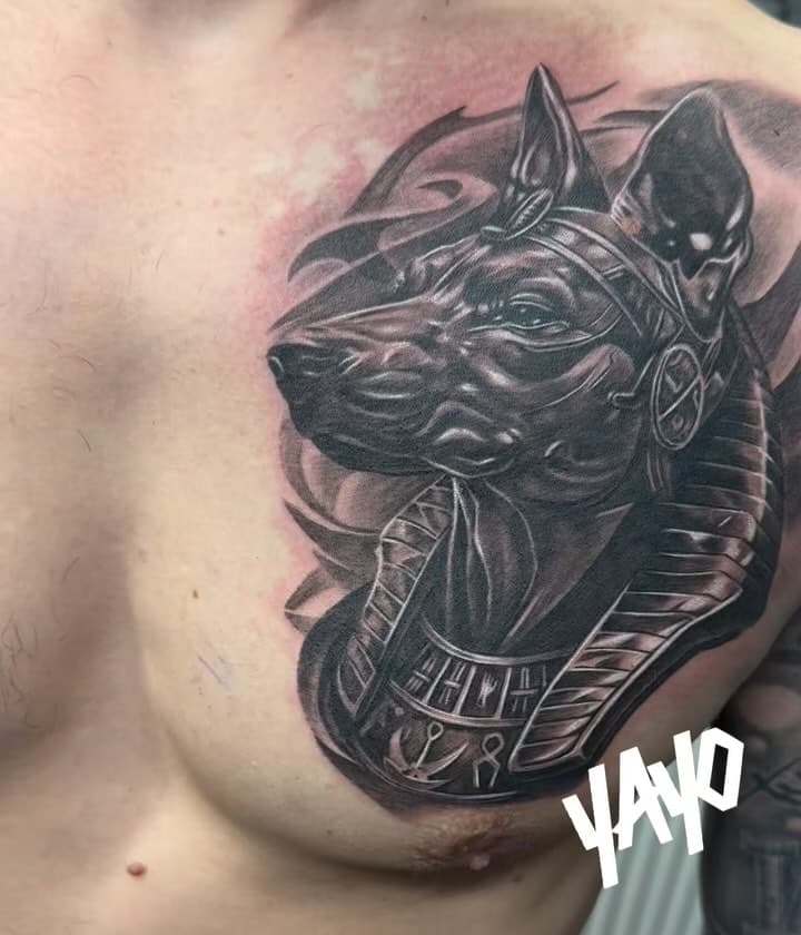 With the second half of our day yesterday we made a start on this #egyptian #chestpiece Thanks for your continued support @kieranpeake94 💪
Using @yayofamilia 
#anubis #chesttattoo #egypt #pyramids #horus #aireference #pinterest