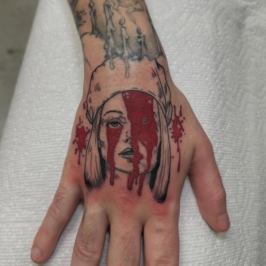 Amazing Silent Hill inspired hand by @swamplost 🩸

Contact Natia directly to get tattooed by her at Gnostic before we close our Bushwick shop!