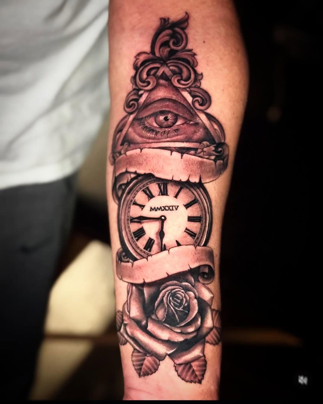 Eye/clock combo. Sick black and gray piece done by @mcmtattoos.
.
.
.
.
#tattoo #inked #blackandgray #artist #illustration #pisces #spring #love #famoly #lgbtq #womanownedbusiness #connecticut #clock #norwalk #fairfield #stamford #newhaven #hartford #westchester #nyc #westport #danbury #rockland #rhodeisland #milford #hudsonvalley