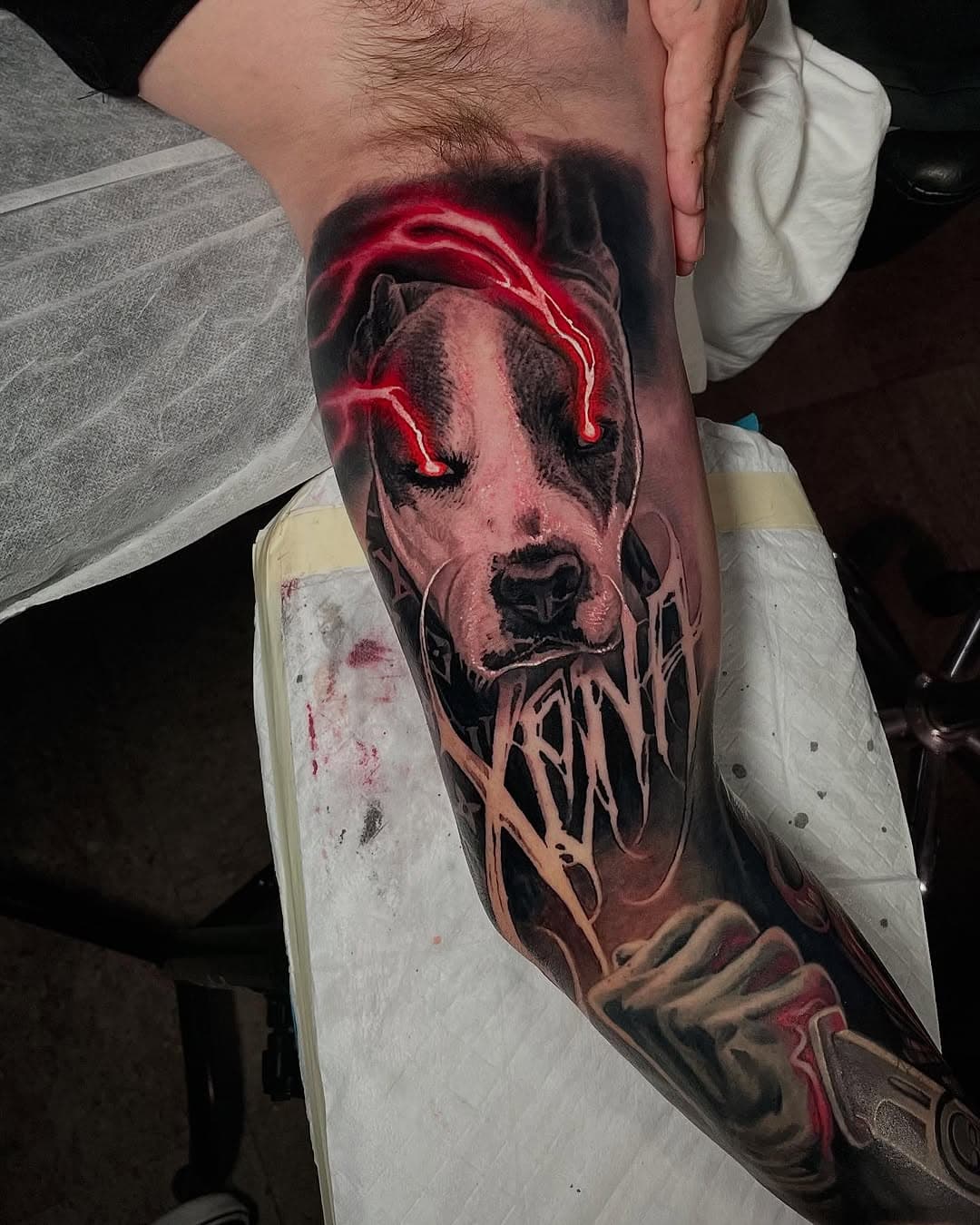🎞️

#fusionink #metrixtattoo #villainstattoo #dvlish #villainstattooco #drpickles #inkjecta #metrixtattoo