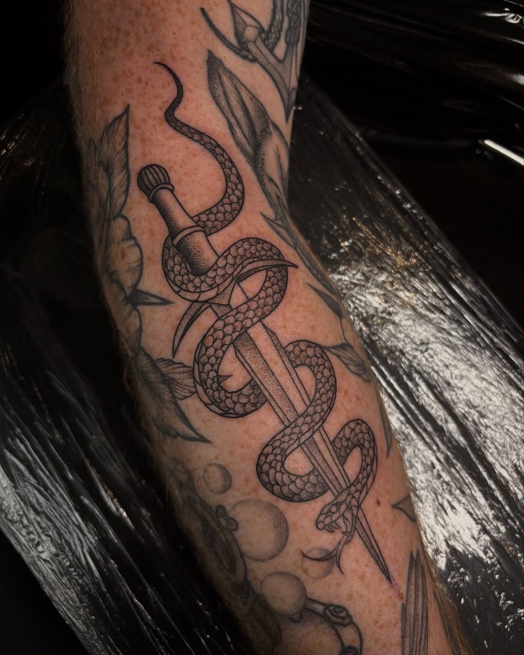 Wee satisfying gap filler for Calum. Bit of space in April so hit me up #snaketattoo #daggertattoo #glasgowtattoo #glasgowtattooartist #scotlandtattoo
