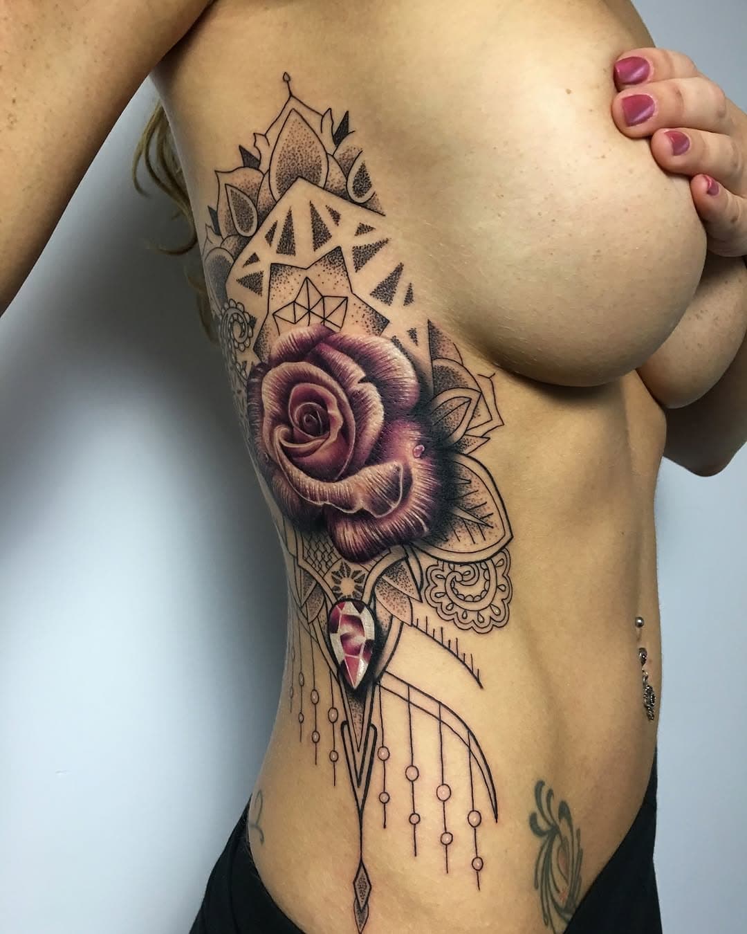 Who remembers this classic piece from about 8/9 years ago? I used to love doing these cool side pieces, then they just grew & now I do such huge pieces! 😱 

Sometimes I would love people to book back in for smaller pieces! I don’t only do huge work nowadays people! 😅 

Dm me or email me to enquire for your next tattoo!