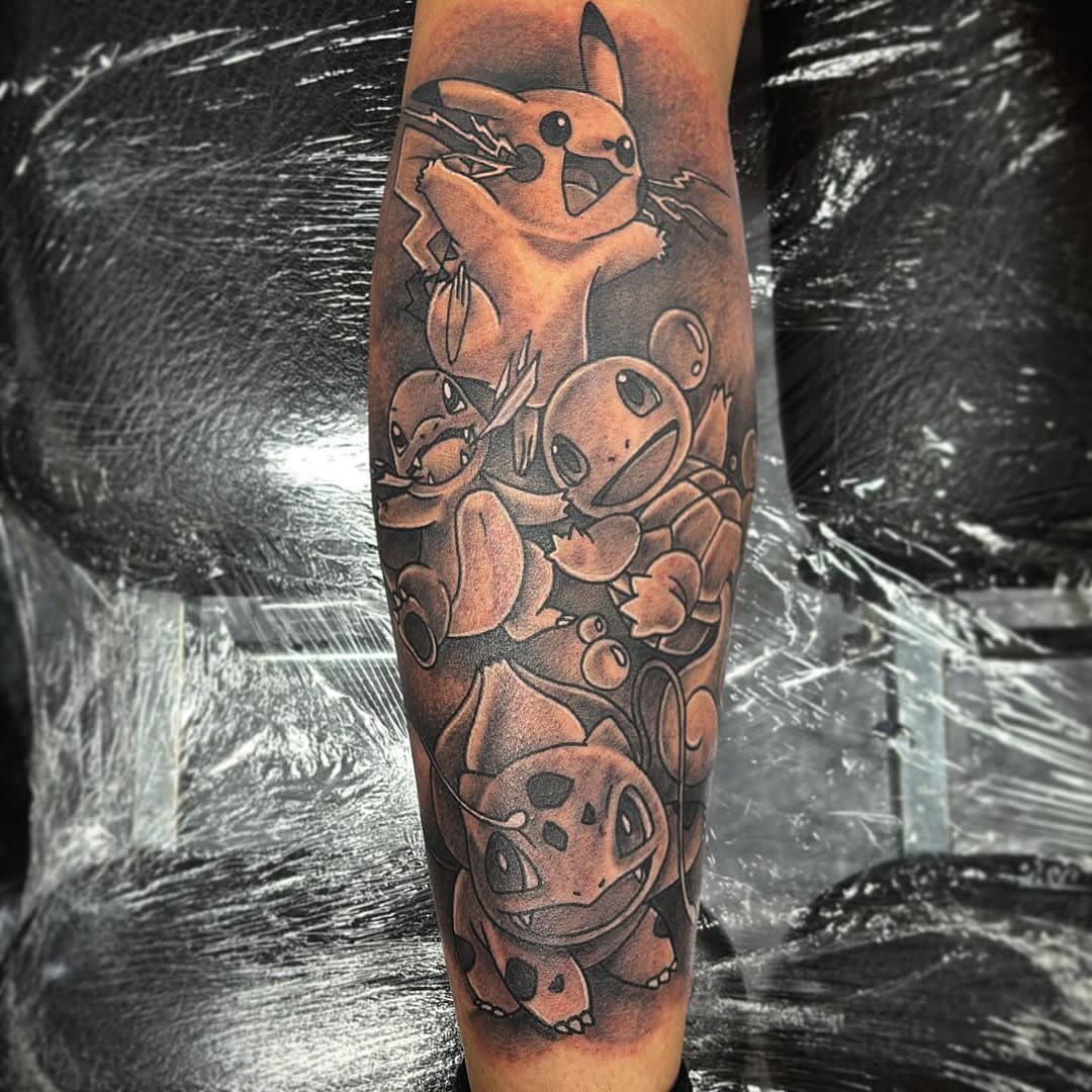 The OG Pokemon starters in black and grey on the back of the calf. Will be doing more at @north_west_card_show this month too. Dm to book in or just ask if your interested in getting a certain type of Pokemon tattoo 🙏🏼 #siamesetattoo #pokemon #pokemontattoo #blackandgreytattoo #calftattoo #pikachu #bulbasaur #charmander #squirtle