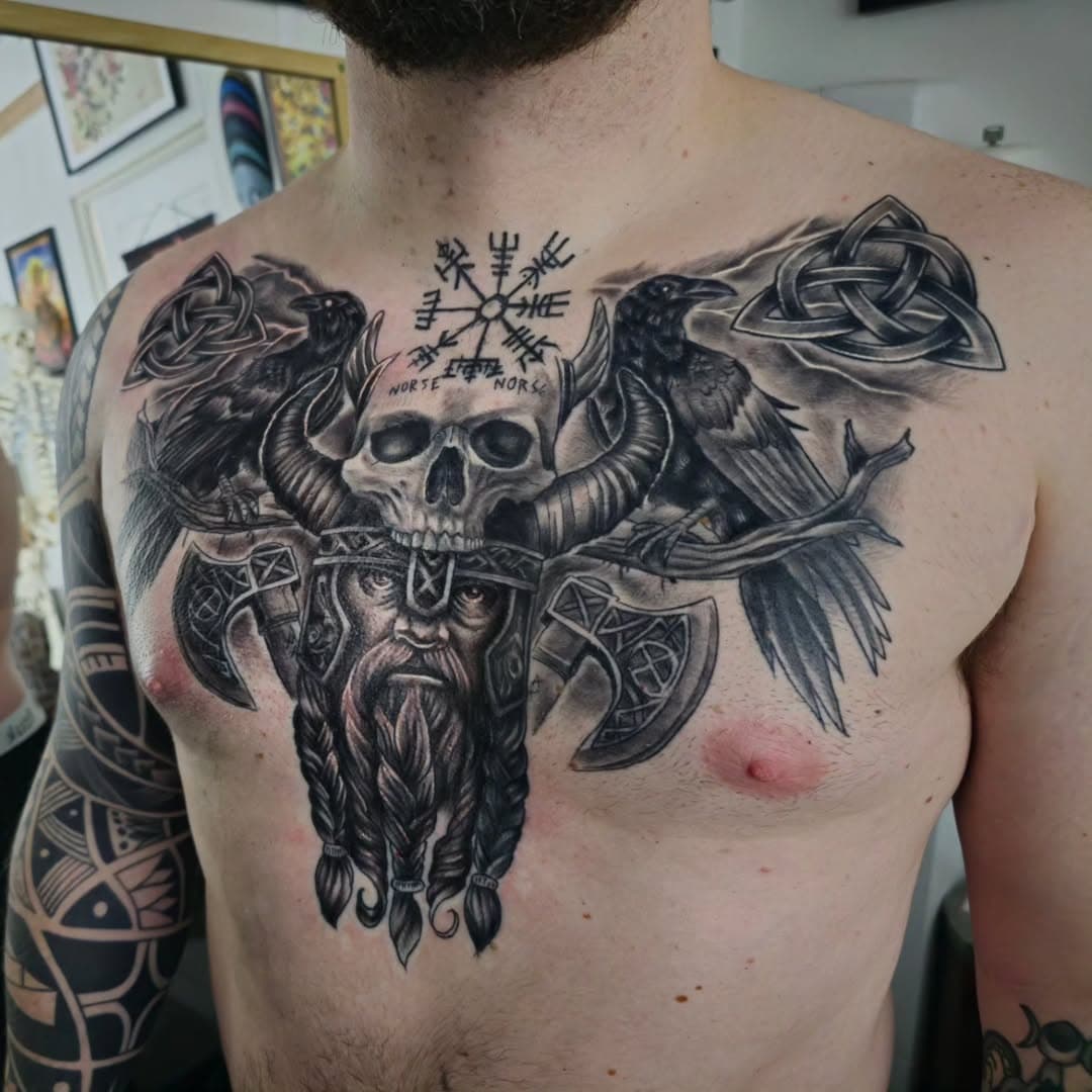 Great fun afternoon with Calum finishing off his chestpiece. It's half healed diagonally across the middle, well-earned 💪 cheers mate.

#tattoo #nofilter #glasgowtattooartist #shawlands #fun #fresh #glasgowtattoos #tattoos #tattooed #scotlandtattoo #viking #horse #chesttattoo #chestday #blackandgreytattoo #blackandwhite