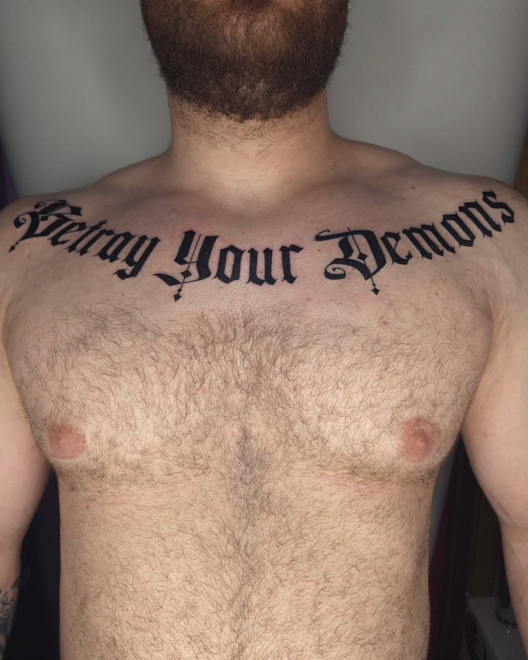 BLASTED!
.
.
.
#blackworktattoo#chesttattoo#oldenglishtattoo #tattoo#losangelestattooartist