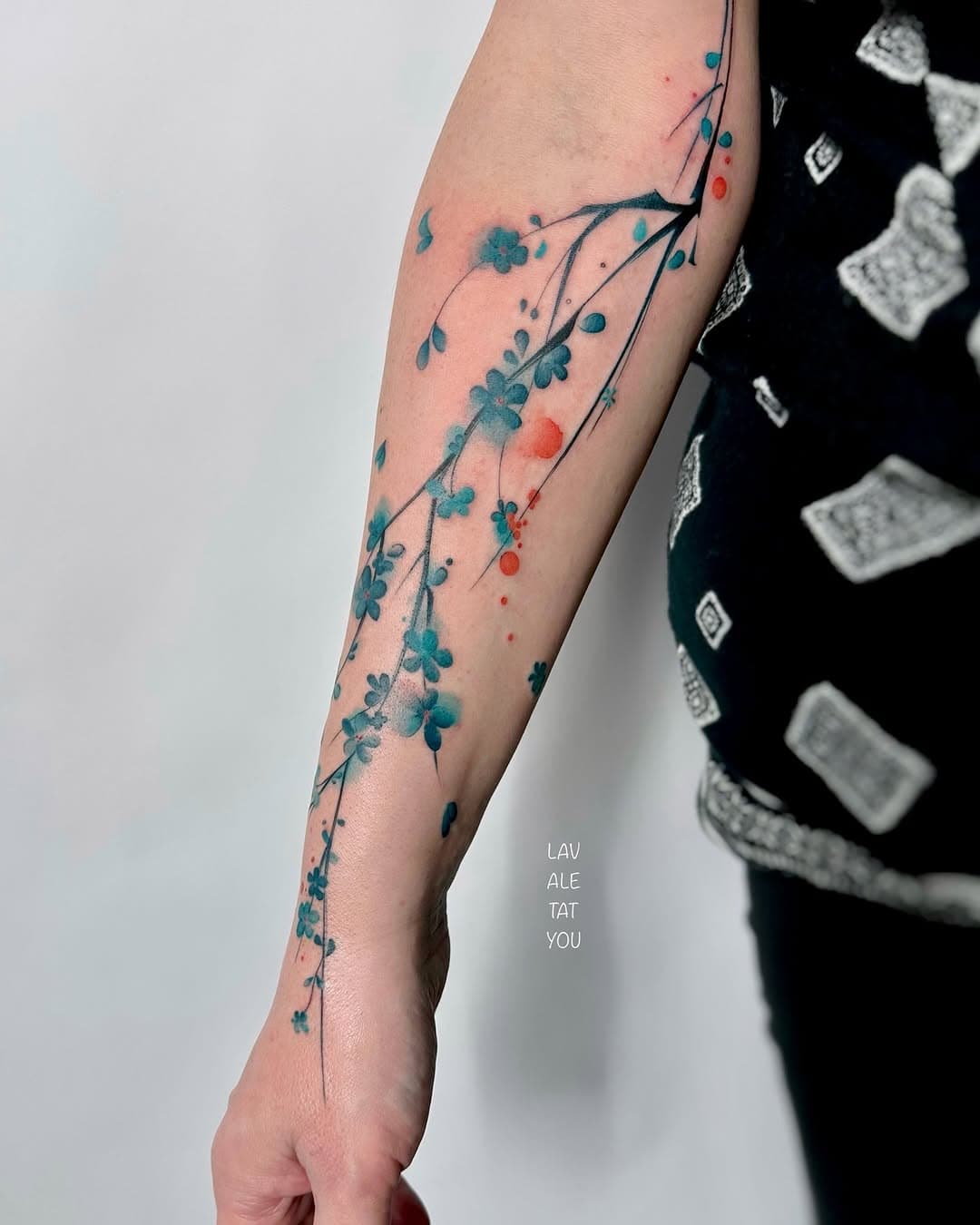 🌐www.lavaletatyou.co.uk
✉️lavaletattoo@yahoo.com
_________________________________
#AvantArtTattoo #Chippenhamtattoo #brushwork #brushworktattoo #watercolortattoos #watercolortattooartist  #avantgardetattoo  #uktattooartists #londontattooartist #bristoltattooartist #uktattoos  #femaletattooartist  #abstracttattoo #abstracttattooartist #cherryblossomtattoo