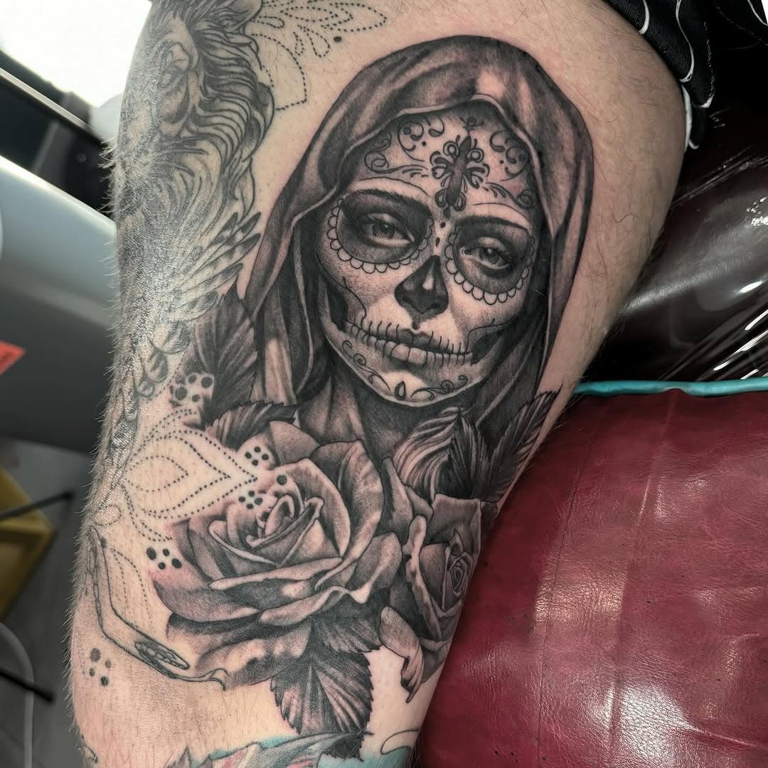 Added this #dayofthedead woman to Adams leg the other day. Loved doing this piece. 
#blackonyxtattoo #tattoo #tattoos #tattooed #tattooer #tattooart #tattoodesign #tattooing #tattooflash #tattooartist #ink #inked #Jersey  #njtattoo #njtattooartist #newjersey #artislife #art #neotraditional #neotrad #instagood #instalike #likeforlike #like4like #tattoosofinstagram #family #food