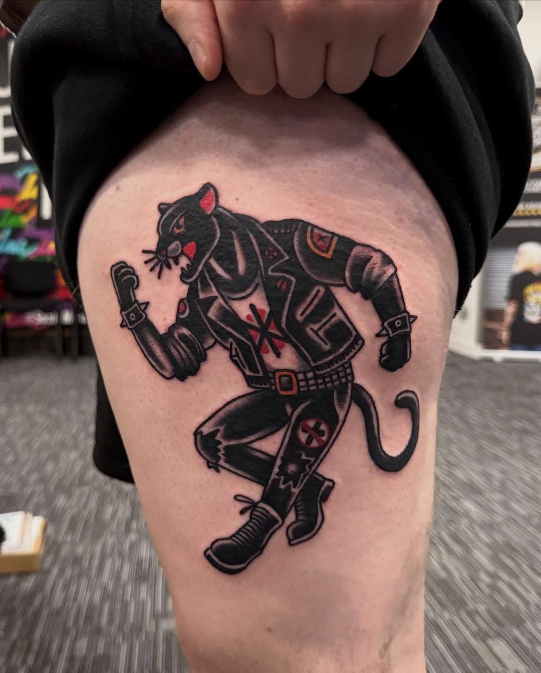 Here’s one @fouldstattoo tattooed from his flash @brightontattoocon a couple of weeks back. 
If you’d like something similar Josh has loads of designs ready to be tattooed.
•
•
•
📨 DM for Info & Bookings
📖 Books always open
🐝 Sponsored by @butterluxe_uk
•
•
•
#panthertattoo #traditionaltattoo #brightontattooconvention #oldschooltattoo #tradtattoos