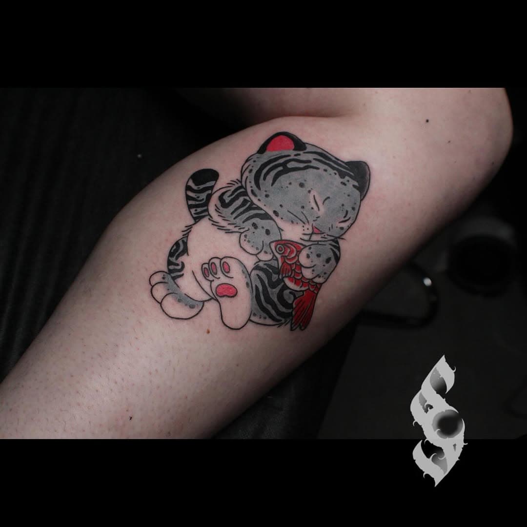 ✨ M E O W ✨ #icontattooandbodypiercing #icontattoonashville #icontattoo #cattattoo #legtattoo #colortattoo #nashvilletattoo #nashvilletattooartist