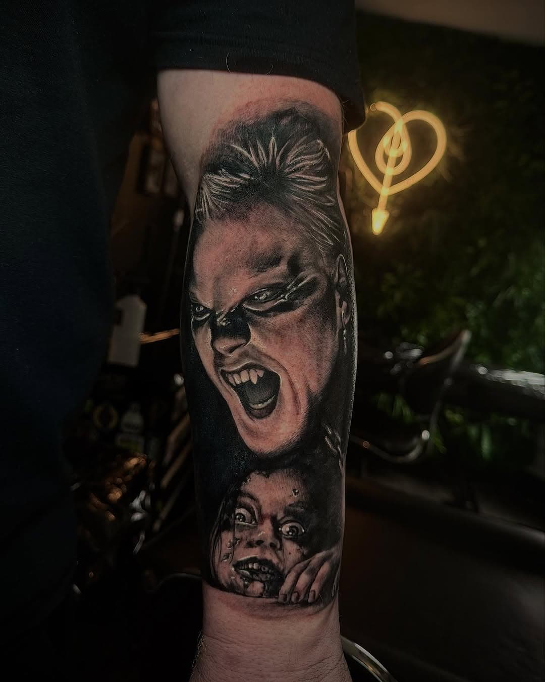 Started Simon’s second horror sleeve today! Thanks man!
Sponsored by @yayofamilia 
#lostboys #evildead #davidlostboys #miaevildead #evildead2013 #sleevetattoo #tattoosleeve #blackandgreytattoo #tattoo #tattoos #kiefersutherland