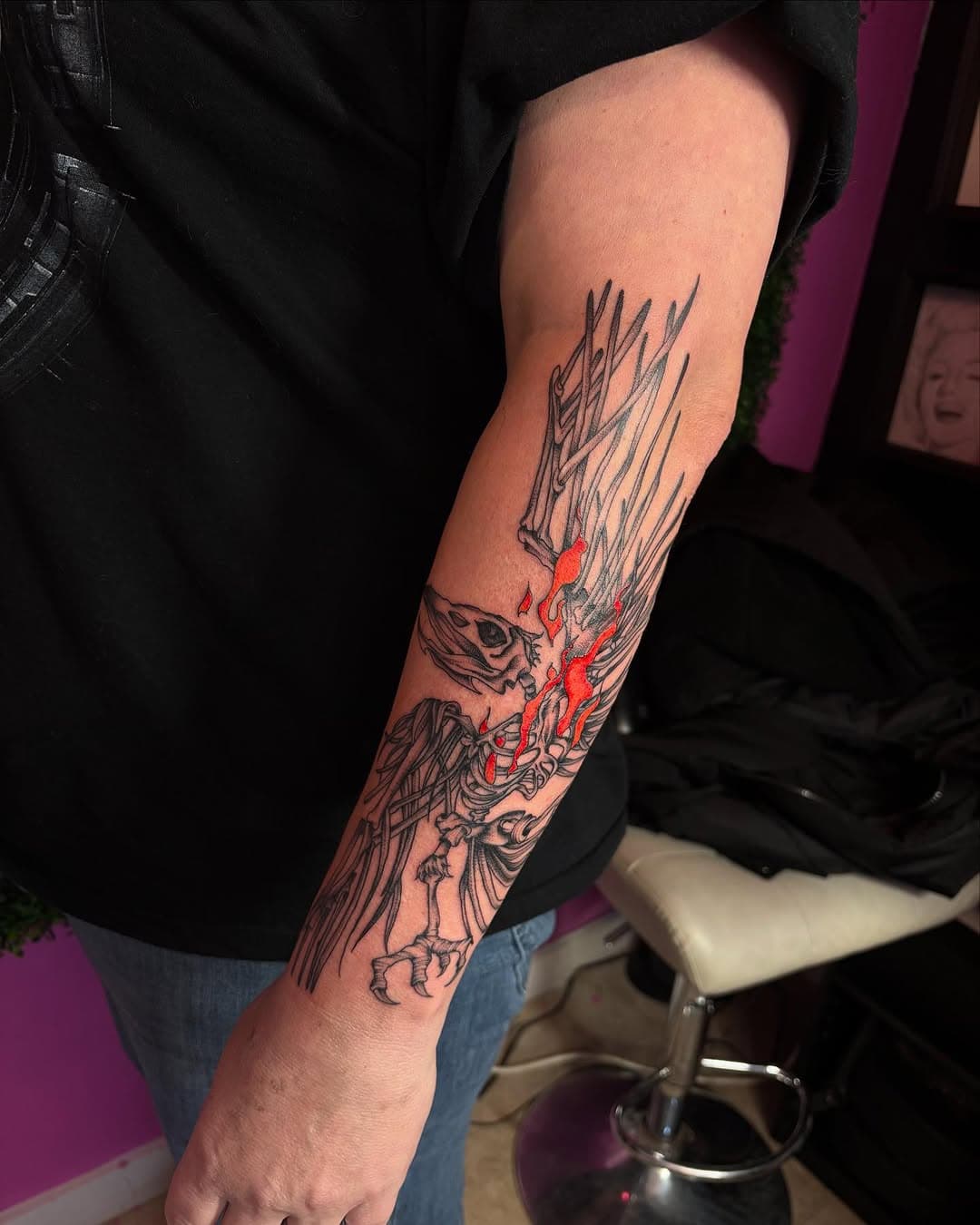 Lamb of god tat ! 
.
.
.
.
.
#girlytattoos #tattoos #girlswithtattoos #menwithtattoos #ink #fyp #fyt #fytcartridges #blackandgreytattoo #linework #innerkip #waterloo #cambridgeontario #simcoeontario #norfolkcounty #delhi #waterford #portdover #ingersoll #toronto #tattoosnob #inkedgirls #tattooartist #tattooideas #tattooart #tattooist #tattooink #turkeypoint #paris #stthomasontario
