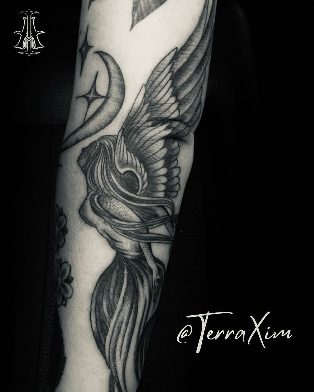 Angel for Suzan -Done at @inkaddictiontattoo 
#tattoo #ink #angeltattoo #angel #floridatattoers #floridatattooartists