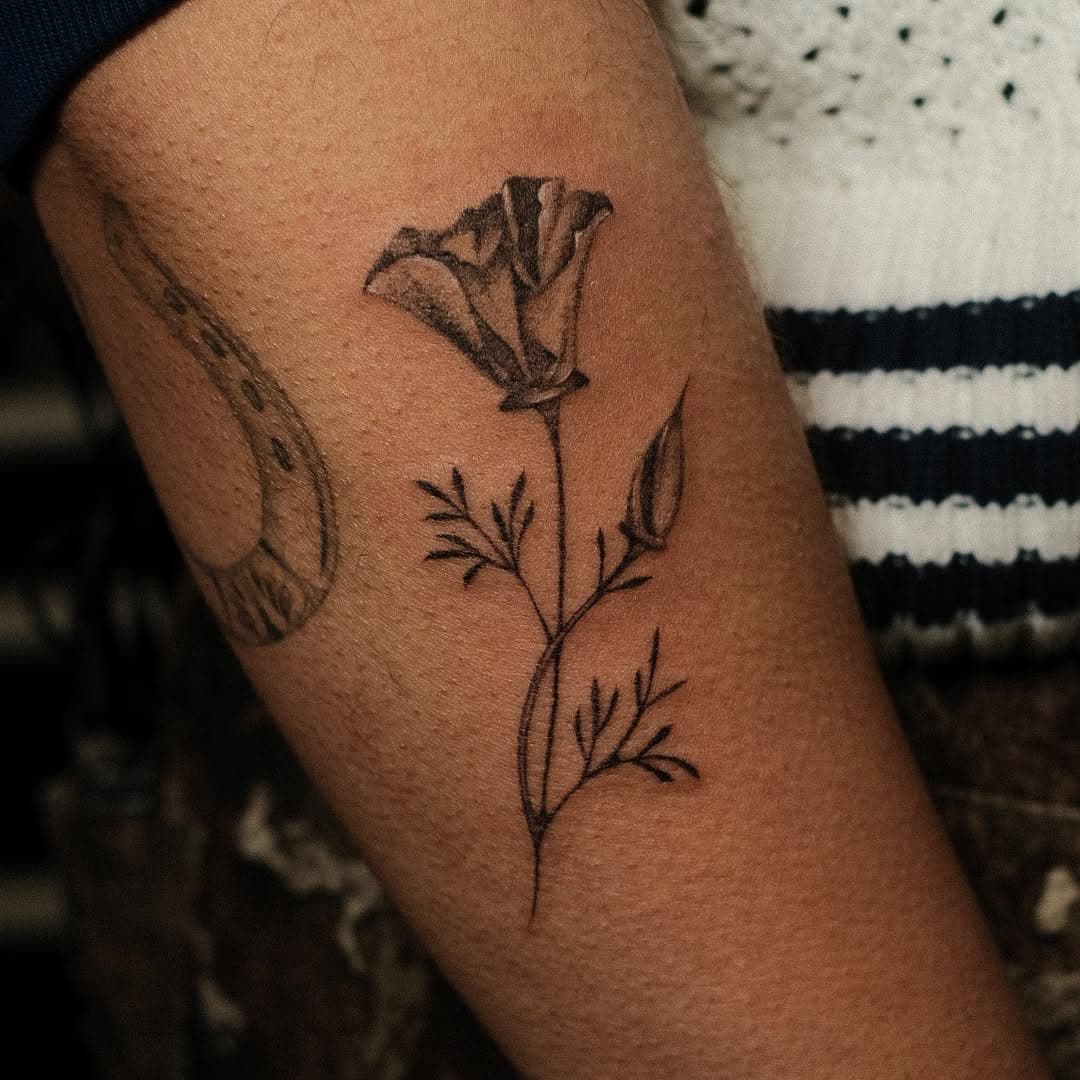 As a part of a very exciting upcoming project, I got to tattoo (in the words of Kristen Bell referencing Monica Padman) my wife/mom/baby @ciaralynsey.pokes 🦋 If you’ve ever been around the two of us at the same time, I am very sorry, and also you’re welcome 🙃