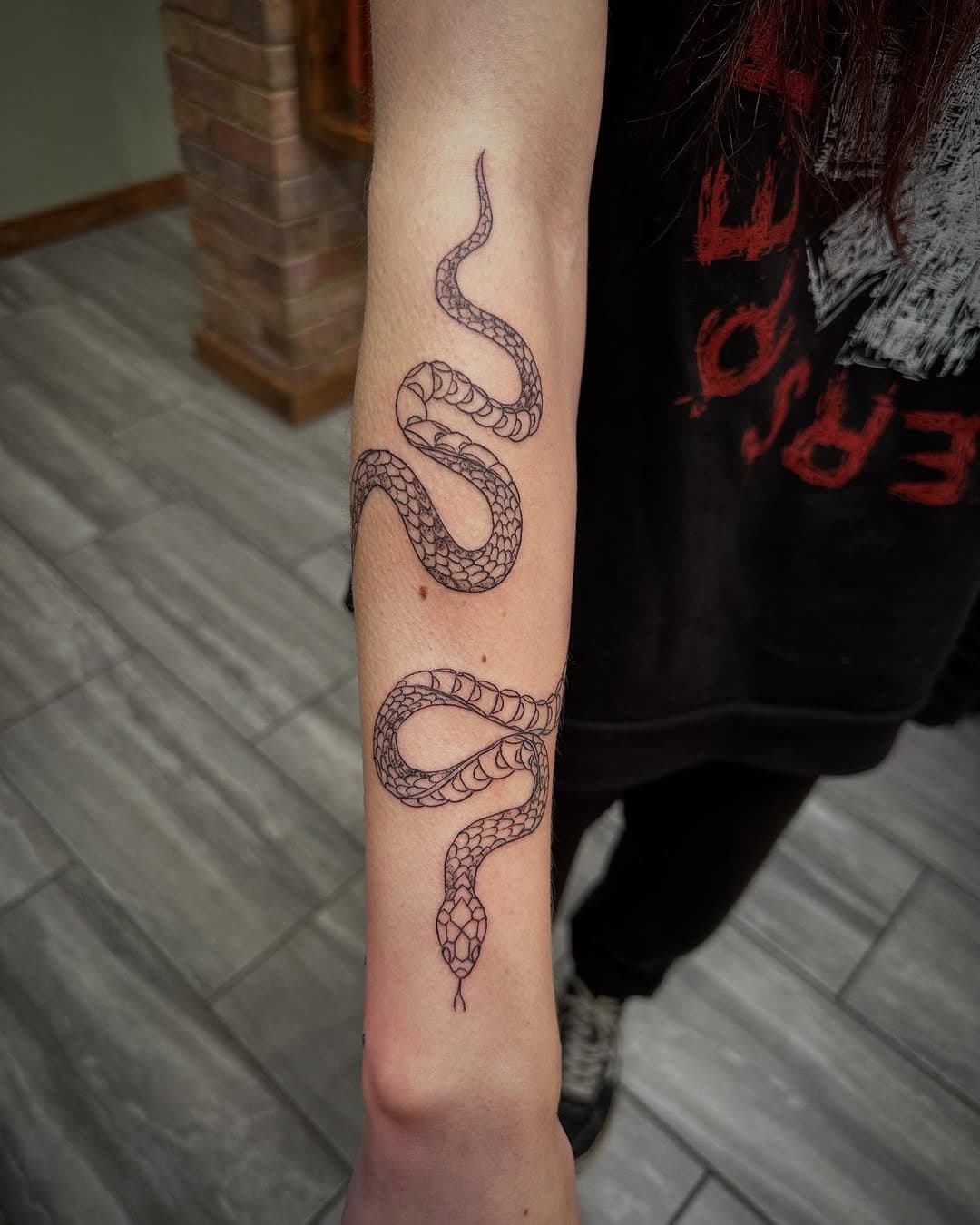 Tattooed by Paul for enquiries email skinwizardtattoo@gmail.com @crocarttattoocare @monstersinkhq #tattoo#tattoos#tattooing#snake#fineline#armtattoo#inked#girl#girlwithtattoos#girly#blackwork#skinwizard#tattooed#tattooist#berkshire#skinwizard#thatcham