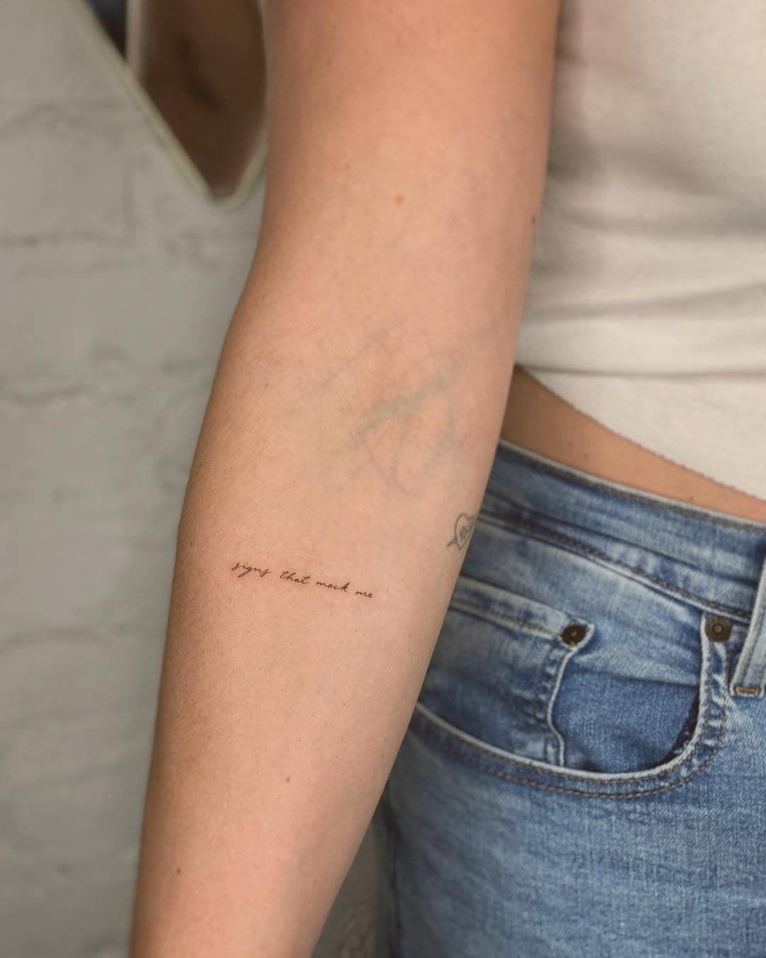 ˢᴵᴳᴺˢ ᵀᴴᴬᵀ ᴹᴼᶜᴷ ᴹᴱ ✨
.
.
.
.
#signsthatmockme #poemtattoo
