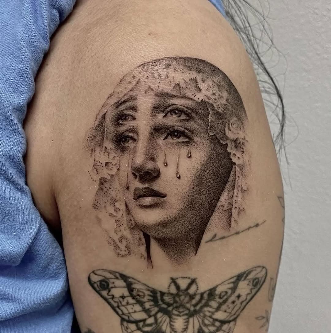 Don’t let her username mislead you, @totallytemporary tattoos are permanent and timeless. Whether you want intricate linework, spooky themes, Post Malone or angelic designs, she can do it all. Zaida is constantly creating flash and perfecting the designs her clients bring in. Be sure to follow her and schedule your next appointment!