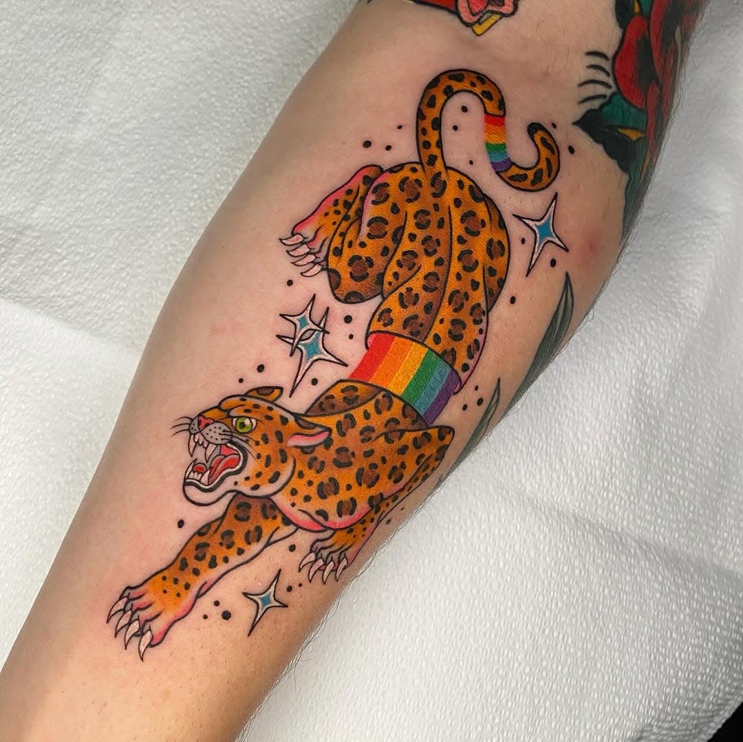 Jon’s 5yo daughter specifically requested a leopard with rainbows & that’s what he got! This was so fun, thank you again!!
🌈🌈
It’s been awhile since I’ve had a chance to do some rainbows so let’s get some more on the books this summer 🤞 
.
.
.
.
.
.
.
.
.
.
#leopardtattoo #cattattoo #rainbowtattoo #traditionaltattoo #tradtattoo #psychadelicart #psychadelictattoo #trippytattoo #tattoo #tattoos #tattooartist #tattoosnob #tattoodo #454tattoo #threeseastattoo #sdtattoo #sandiego #sandiegotattoos #sandiegotattooartist #sandiegotattoo #sandiegotattooshop #sandiegotattooshops #sandiegotattooartists #sandiegomag
