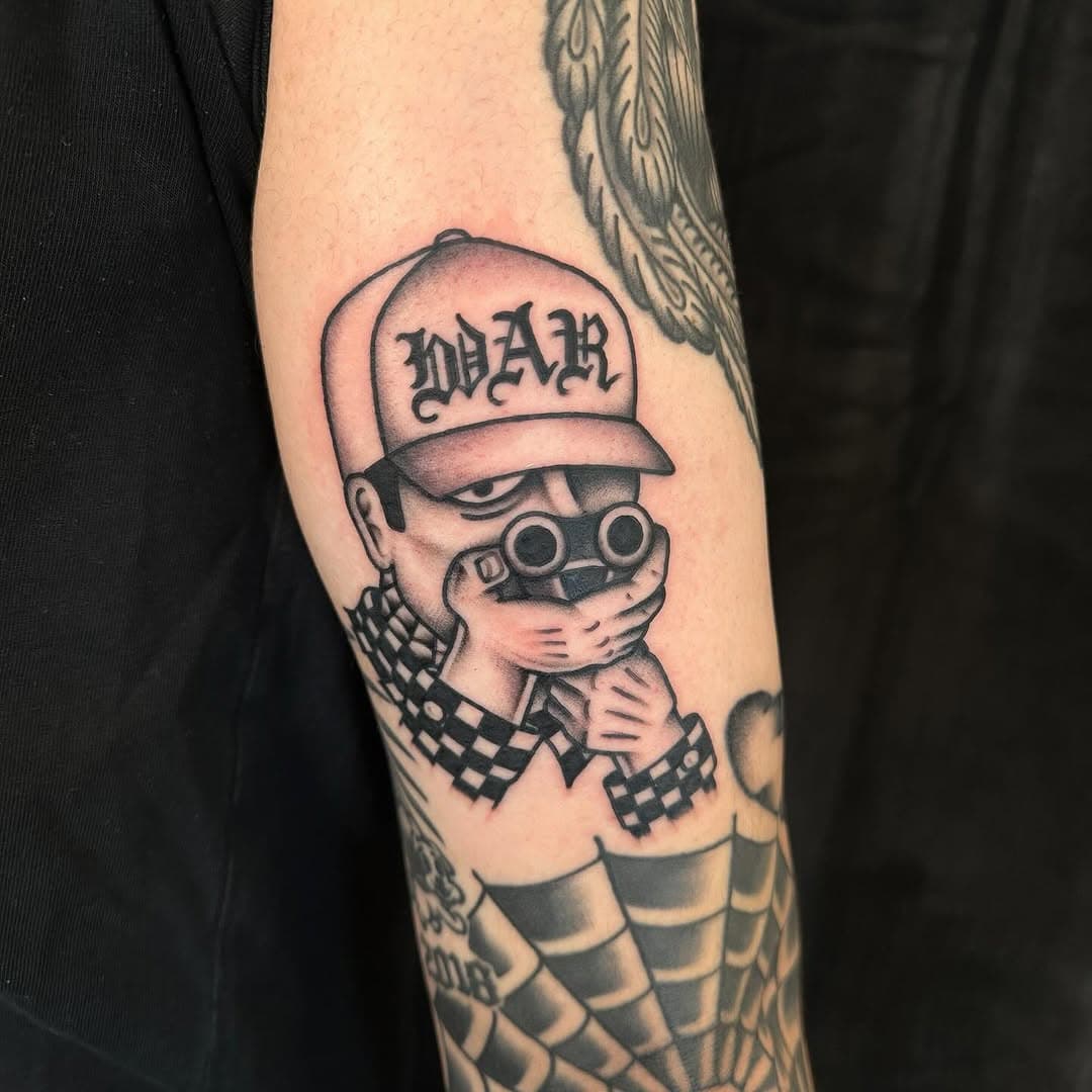 🗣️TRAVELING TO NYC APRIL 17th - 22nd🗣️ You can find me at my east coast home @kingsavetattoo I only have a few spots available for this trip. If you’d like an appointment please shoot me an email. Thank you and see you soon!