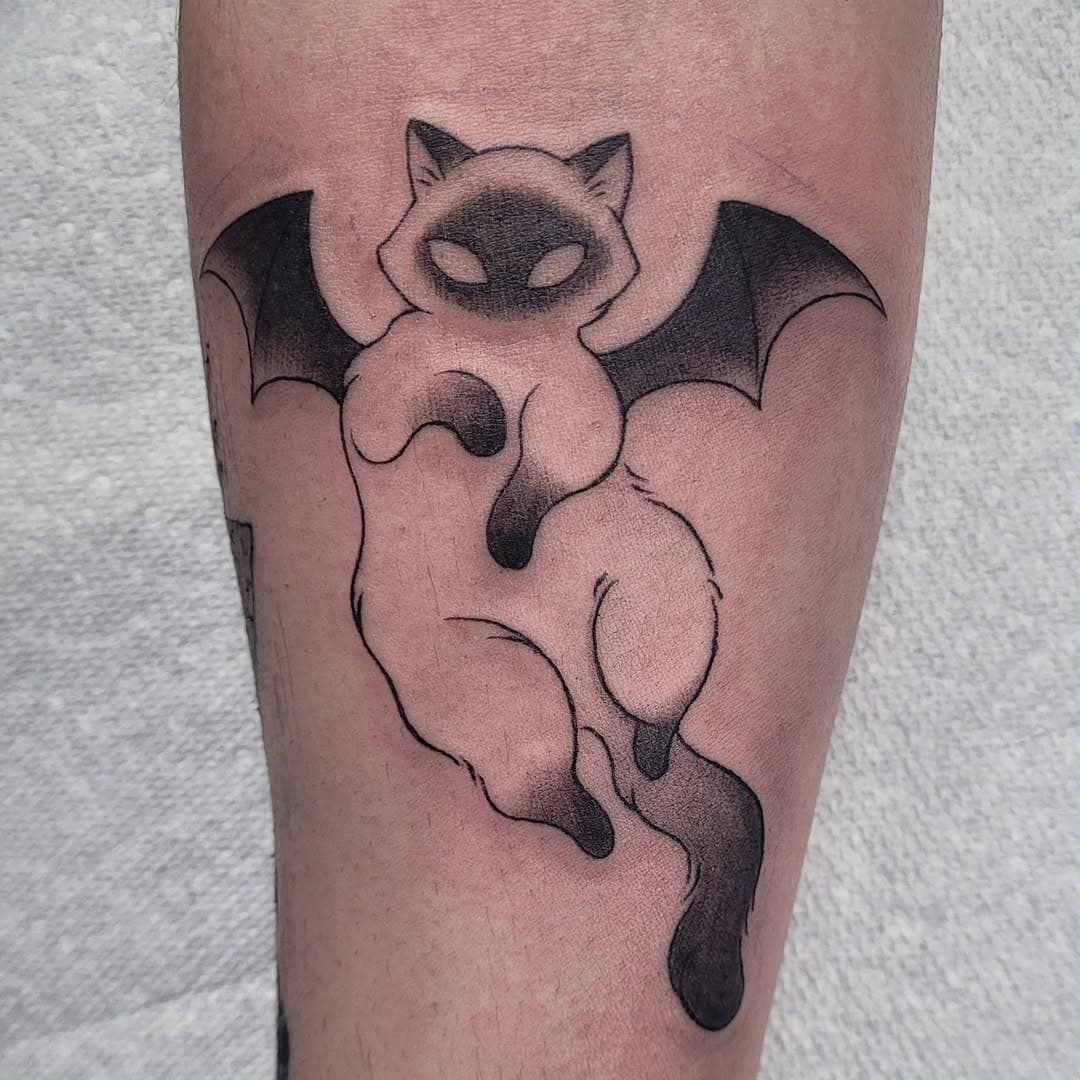 Stoked on this spooky cat from my flash for John. Thanks so much!

#tattoo #illustration #drawing #procreate #tattooart #tattooflash #flashsheet #whimsicalart #art #design #ink #myart #finelinetattoo #sketchdaily #illustrationartists #halloweentattoo #cattattoo #blackwork #lineart #simplisticdesign #yvrartists #artistsofinstagram #ecualumni #vancouvertattoo