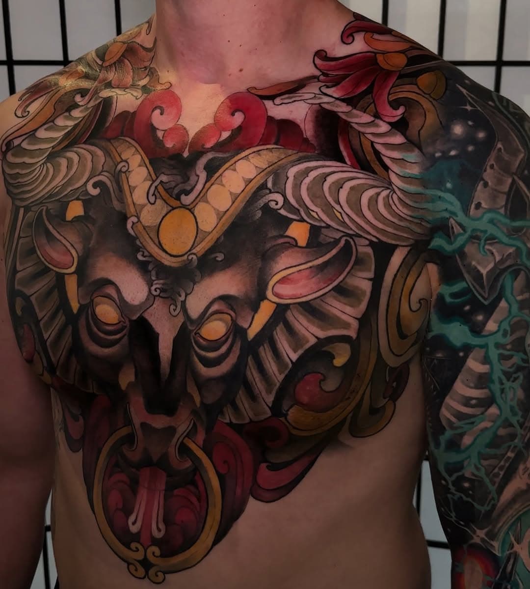About time I post this one! Finished it back in September, but hey, life moves fast 🙃 Big thanks to Max for the trust and for real, the dedication of driving 3h30 back’n’forth every time just to get tattooed by me? That’s cool! Loved working on this project hope to see you again soon! ✌️✌️

#neotraditionaltattoo #neotrad #neotraditional #chestpiecetattoo #tattoosnob #neotradsub #montreal #montrealartist