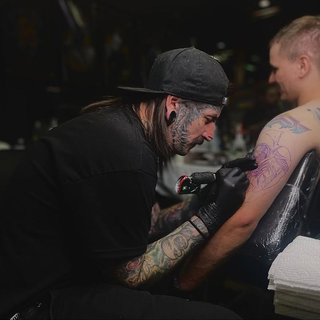 Welcome @devanv_tattoos to the Mantra crew as our new residence artist. Devan focused on dark style and anime tattoos, follow his page to see more of his awesome work! Stop by and see Devan for a walk-in or to schedule your next appointment!