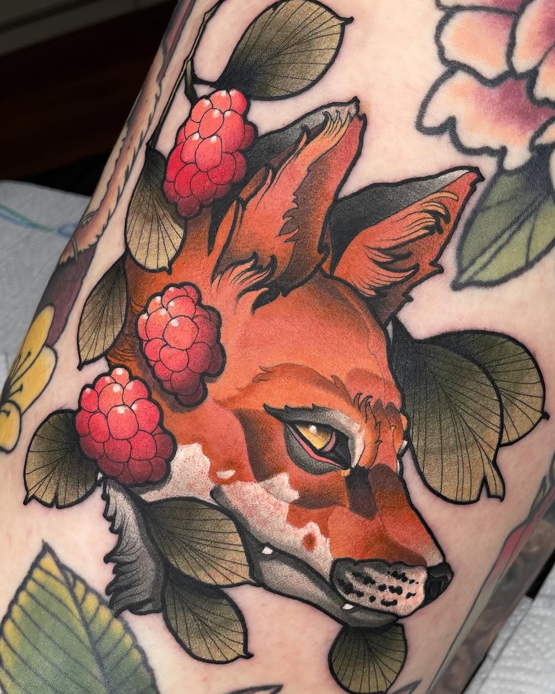 Fox gapfiller from my WannaDos on Lena. Thanks a lot! …

@neotraditionaltattooers @neotraditionaleurope @neotraditionalworldwide
@tattoosnob @feelfarbig 
@emalla.official 
@balmtattoogermany
#emallaofficial #emallacartridges #tattoosnob #neotradeu #neotradworldwide #neotrad #tradtattoos #neotraditional #neotraditionaltattooers #neotradsub #konstantintattoos #germantattooers #thenewtraditionalistseurope #colortattoo #spektraegdex #fkirons  #TAOT #verlorenejungstaetowierungen #feelfarbig #neotraditionalgermany #neotradger #foxtattoo
