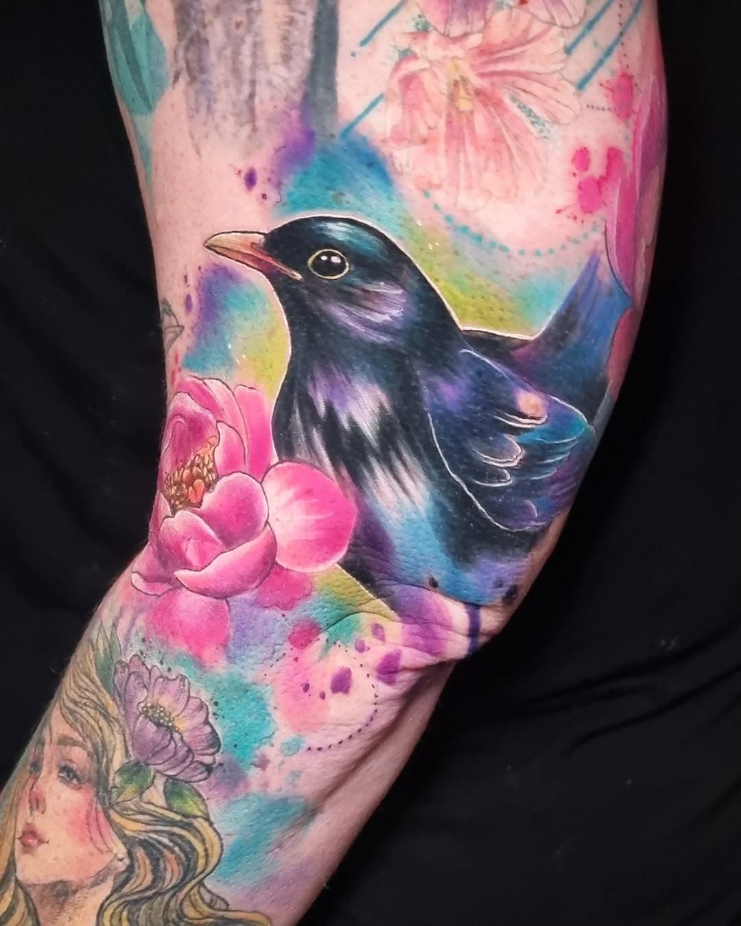 A Blackbird for Emyli 🖤  thank you for asking me to tattoo you again on your holiday to Scotland. 
The elbow & back of the arm is very swollen in these photos - rest assured they will calm down when healing. 

To book in for a tattoo please send me your ideas to sempertattoo@gmail.com

.
.
.
.
.
.
.
#sempertattoo #killerinktattoosupplies #dermalizepro #fusionink #scottishtattooclub #blackbird #blackbirdtattoo #birdsofinstagram #peonies #peonytattoo #birds #watercolourtattoo #watercolourtattooartist #tattoo #colourfultattoo