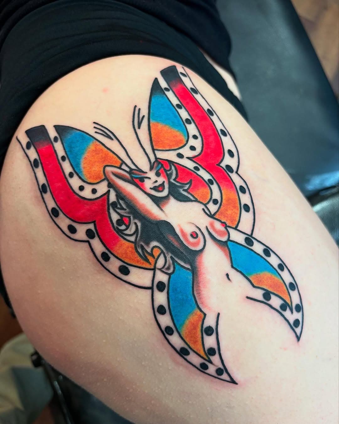 Bootyfly for an angel @musicalbex ❤️💛💙