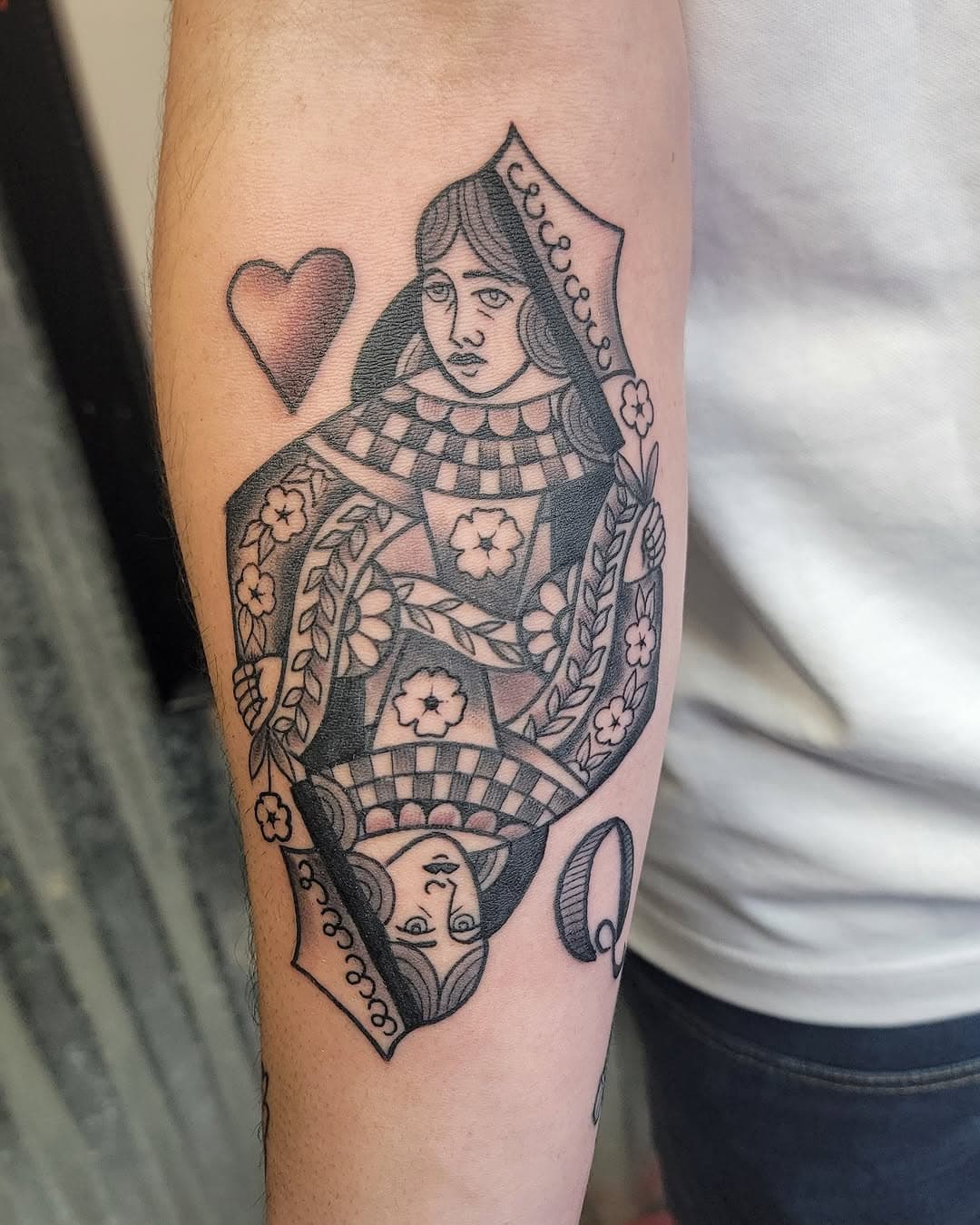 I’ll be your Queen of Hearts. 😉❤️ This super cool playing card inspired tattoo was done by @tenderyoungcatfish!