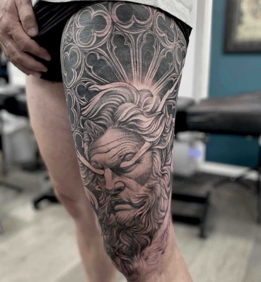Just wow! By @stef2026
 #zuestattoo #realismtattoo #blackandgreytattoo

WALK INS and appointments 7 days a week
12pm-LATE
☎️ 92 11 37 61
📧 illustratedman@bigpond.com
📍Surry Hills, Sydney
