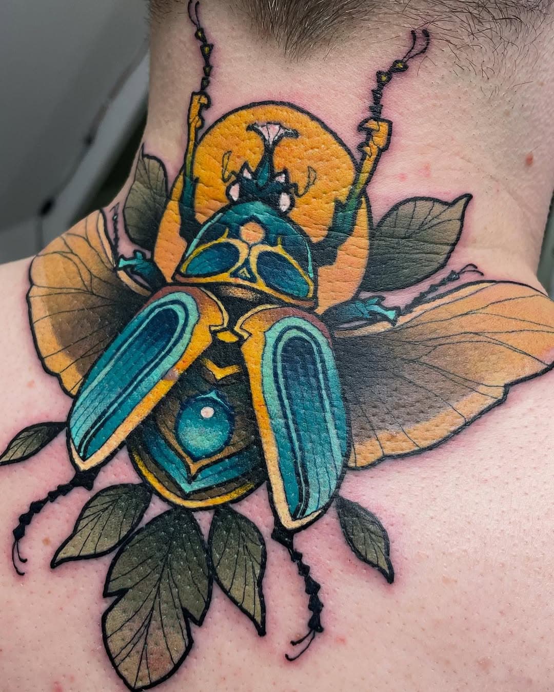 Swollen neck for Broder, who’s already getting tattoos from me for a few years now. Thanks buddy! Tough session…

@neotraditionaltattooers @neotraditionaleurope @neotraditionalworldwide
@tattoosnob @feelfarbig 
@emalla.official 
@balmtattoogermany
#emallaofficial #emallacartridges #tattoosnob #neotradeu #neotradworldwide #neotrad #tradtattoos #neotraditional #neotraditionaltattooers #neotradsub #konstantintattoos #germantattooers #thenewtraditionalistseurope #colortattoo #spektraegdex #fkirons  #TAOT #verlorenejungstaetowierungen #feelfarbig #neotraditionalgermany #neotradger #scarabtattoo