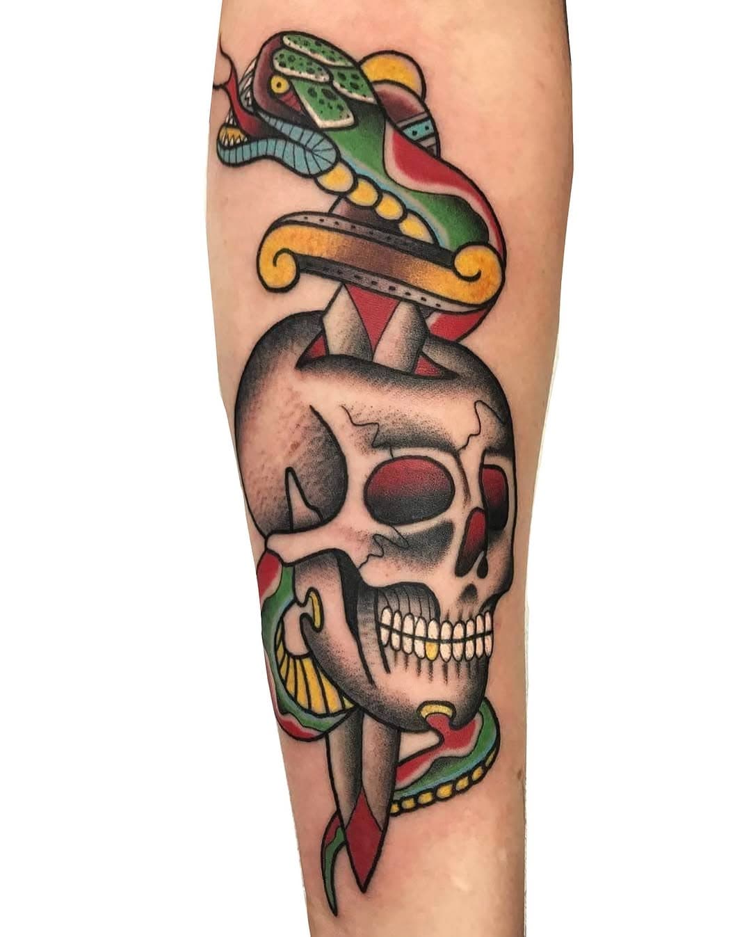 Dein Tattoo kann schneller Realität werden, als du denkst! 🔥✨

Du hast eine Idee, die unter die Haut soll? Unsere Künstler setzen deine Wünsche mit höchster Präzision und Kreativität um.

Das Beste: Wir starten fast täglich Tattoo-Aktionen und durch kurzfristige Absagen werden oft spontan Termine frei. Heißt für dich – du musst nicht ewig warten!

Sichere dir jetzt deinen Termin oder frag nach einem freien Slot!

🔗 Termin buchen – Link in der Bio!

#TattooAugsburg #InkLovers #TattooKunst #SpontanTattoo #AugsburgCity #Tätowierung #TattooLiebe #TattooArtist #AugsburgInk #TattooTime #oldschooltattoo #tattooartist #tattoostudio #boldwillhold #boldtattoo #traditionalflash #tattooflash #classictattoo #inkedup #tattoocollector #tattoodesign #inkedlifestyle #customtattoo #tattooculture #tattoolove #augsburg #augsburgtattoo #munich #bayern