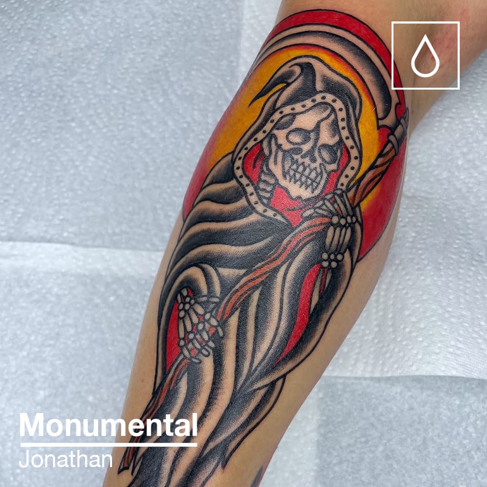 Look at the glow on this traditional reaper by Jonathan!! 🔥💀

To see more of Jonathan’s work, or to book an appointment please follow the link in our bio! 👆

Artist: @jswift_tattoo

Studio Sponsored by @killerinktattoo

#traditionaltattoo #tattoo #tattoos #traditional #oldschooltattoo #ink #tattooartist #inked #tattooart #tattooflash #art #tattooed #traditionaltattoos #tattoolife #blackwork #oldlines #tradworkers #boldwillhold #tattooing #oldschool #neotraditionaltattoo #tattoodesign #blackandgreytattoo #colortattoo #tattooideas #classictattoo #tattooer #blackworktattoo #flashtattoo #bold