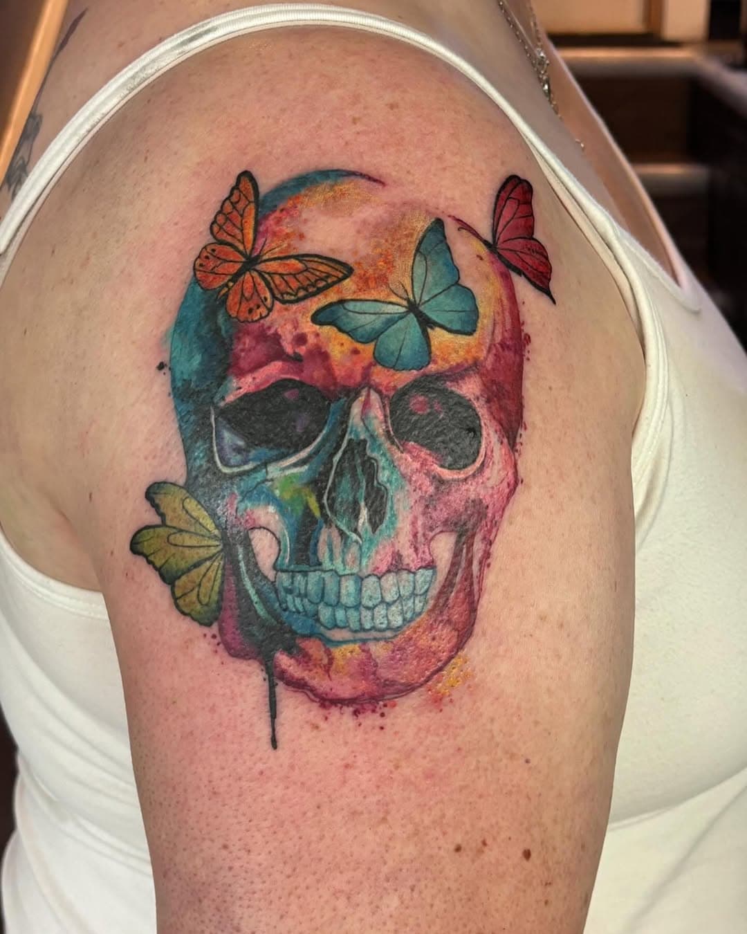 I don’t tattoo many skulls, here is a colour piece I came across this morning and never posted ! I have had some openings pop up from rebookings next week if you’re looking to book in .