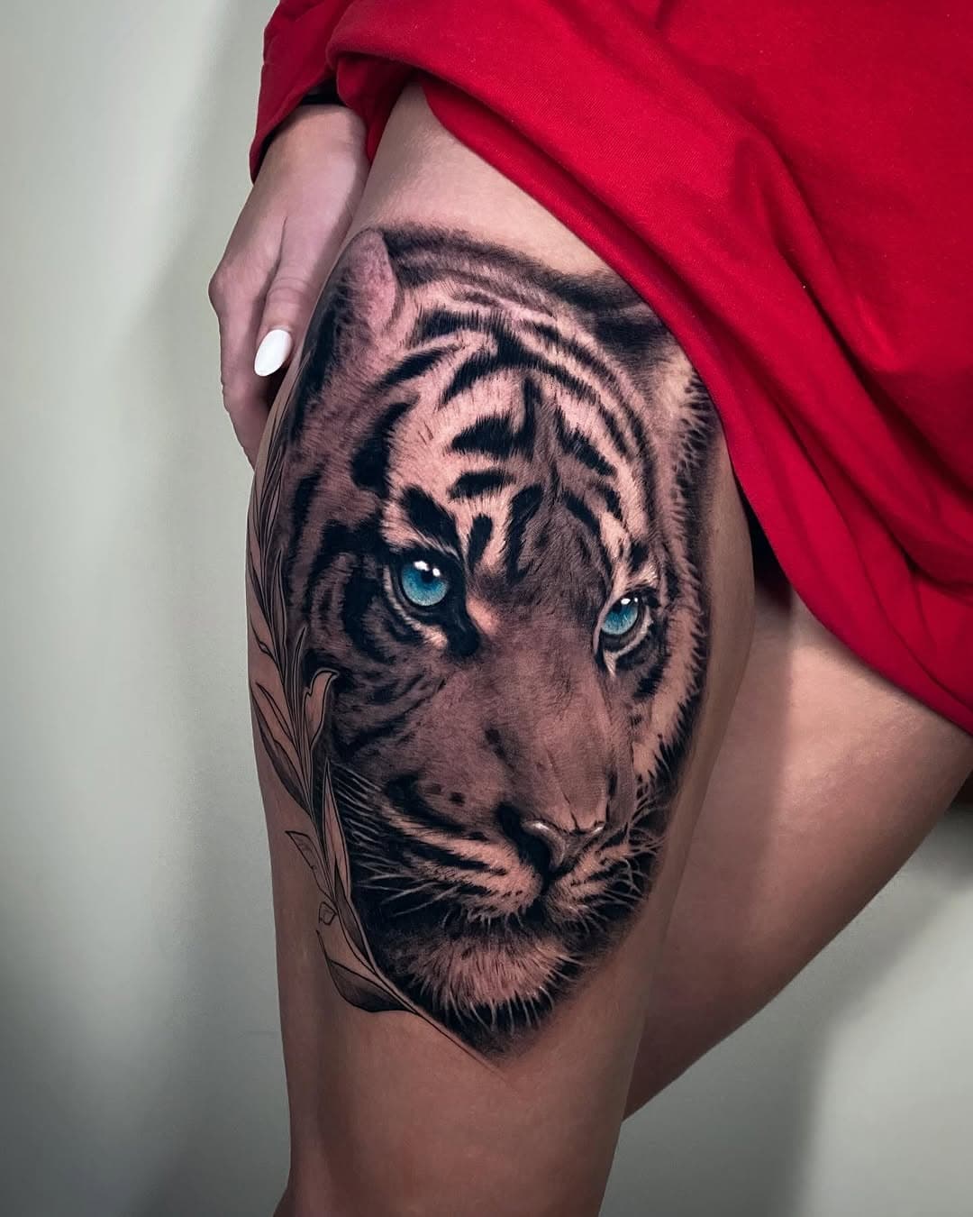 Bis zum 30.3. ist Sergej in Albstadt!!!
Es gibt noch wenige Termine, egal ob fineline oder realistic, wenn ihr Lust auf ein besonderes Tattoo habt, meldet euch 🙂 wer zuerst kommt, wird
zuerst bemalt 🤪

#albstadttattoo #tailfingen #albstadt #tattoostudio #tattooartist #tailfingentattoo #albstadttattoostudio