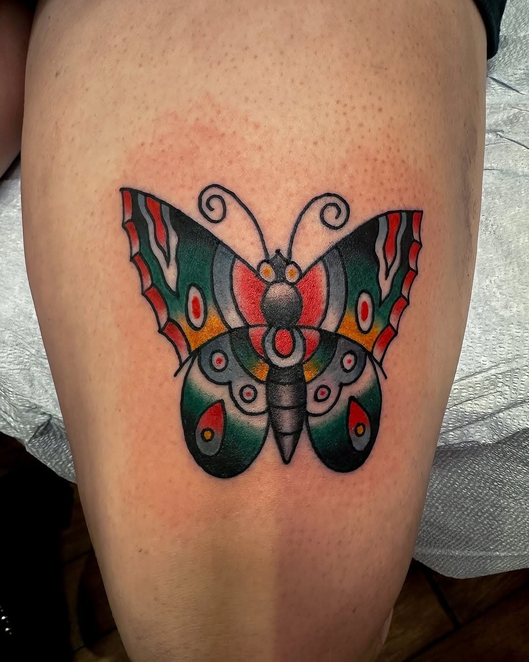 right off my book of drawings . thanks Nicole ! 
done @threekingstattoo .
to book appointments head over 
WWW.SIMONVELEZTATTOO.COM or contact the shop directly