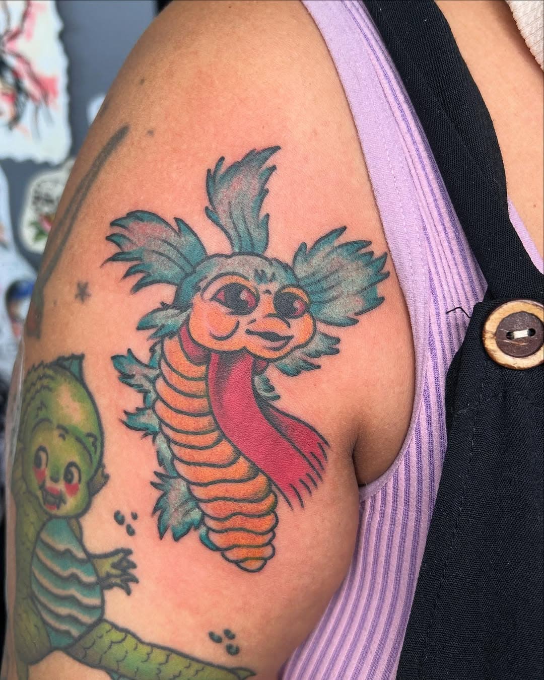 Pop art inspired designs!!!

🌀 Linktree in bio for bookings or walk-in @rippdcanvas 🌀
.
.
.
.
#tattoo #traditionaltattoos #queertattooartist #baltimoretattooartist #qttr