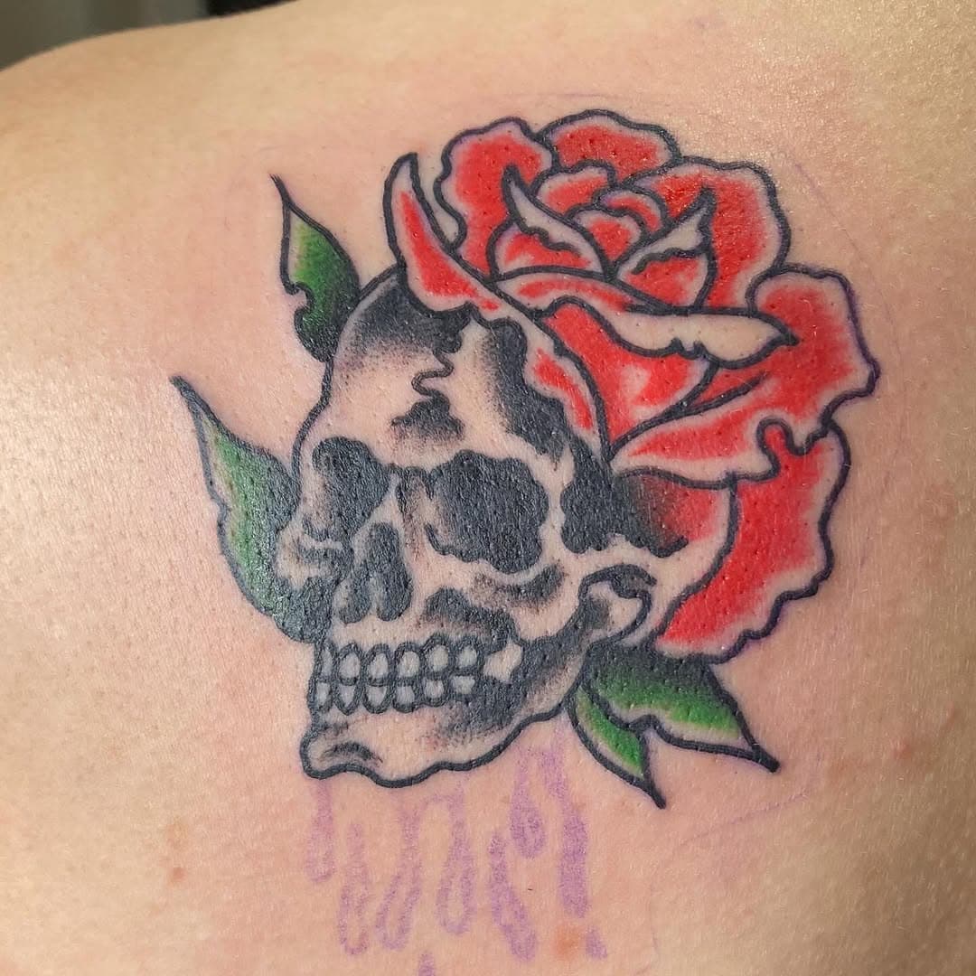 Fun #skull #rose #morph #traditional #noblood taking #walkins today and tomorrow @lightsttattoo #baltimore #fedhill #walkinswelcomed #yourdesignormine #traditionaltattooer #marylandtattooer #fleshtattoocompany #belair #fallston #theboldlookofkohler #kapow #boldwillhold