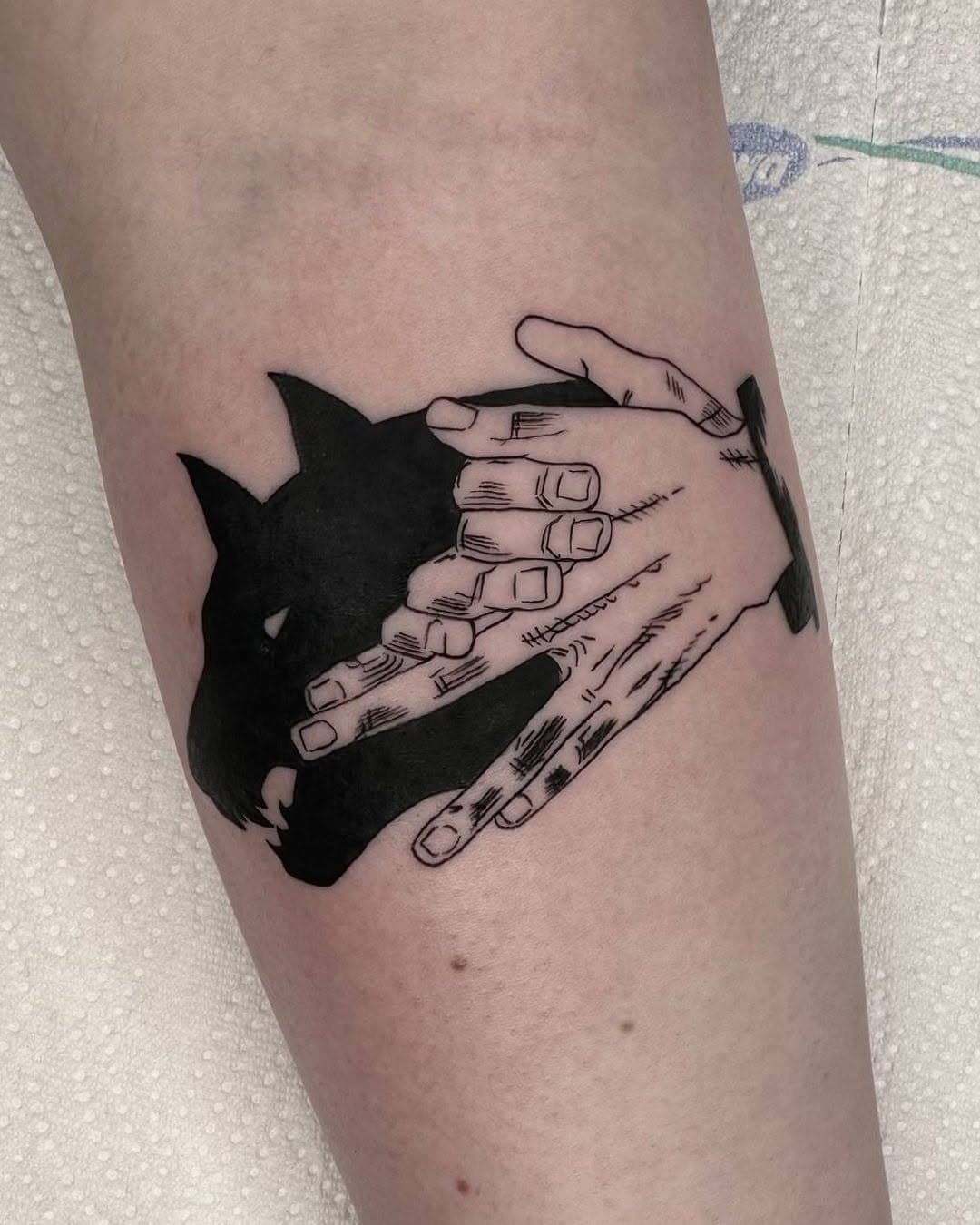 Schattenspiel gestochen von Sasha @ssayarii.tattoo

Buchung über hello@mugshot-tattoo.com oder über den Link in der Bio oder Nachricht an uns hier!

___________________________

Shadow play done by Sasha

Booking via hello@mugshot-tattoo.com or use the link in bio or message us here!

II

II

II

II

II

II

#tattoo #berlintattoo #tattooberlin #tattoostudio #berlinneukölln #neukölln #tattooartist #berlintattooartist #blacktattoo #blackinktattoo #customtattoo #animetattoo #armtattoo