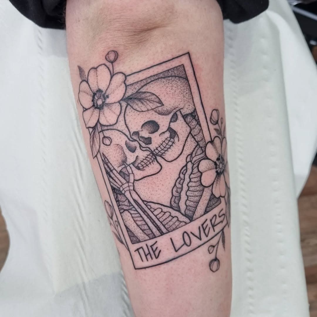 The Lovers' Tarot card for Laura !

#uktattoo #uktattooartists #uktattooist #aberdeentattoo #aberdeentattooartist #dundeetattooartist #dundeetattoo #edinburghtattoo #edinburghtattooartist #glasgowtattooartist #glasgowtattoo #smallbusinessaberdeen #smallbusinessscotland #dotworktattoo #dotworktattooartistuk #dotworktattooartist #tarotcardtattoo #thelovers #fantasytattoo