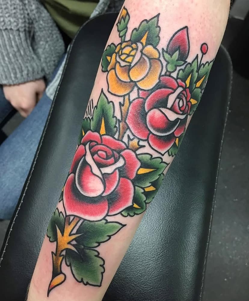 Roses never go out of style @forevertruetattoo